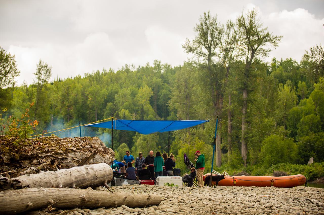 Bear Claw Lodge Kispiox Εξωτερικό φωτογραφία