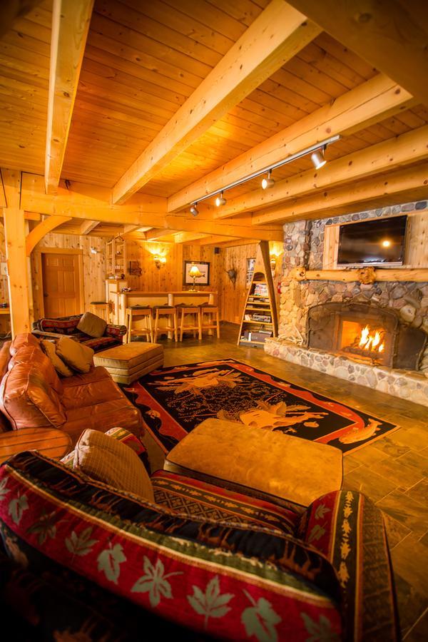 Bear Claw Lodge Kispiox Εξωτερικό φωτογραφία