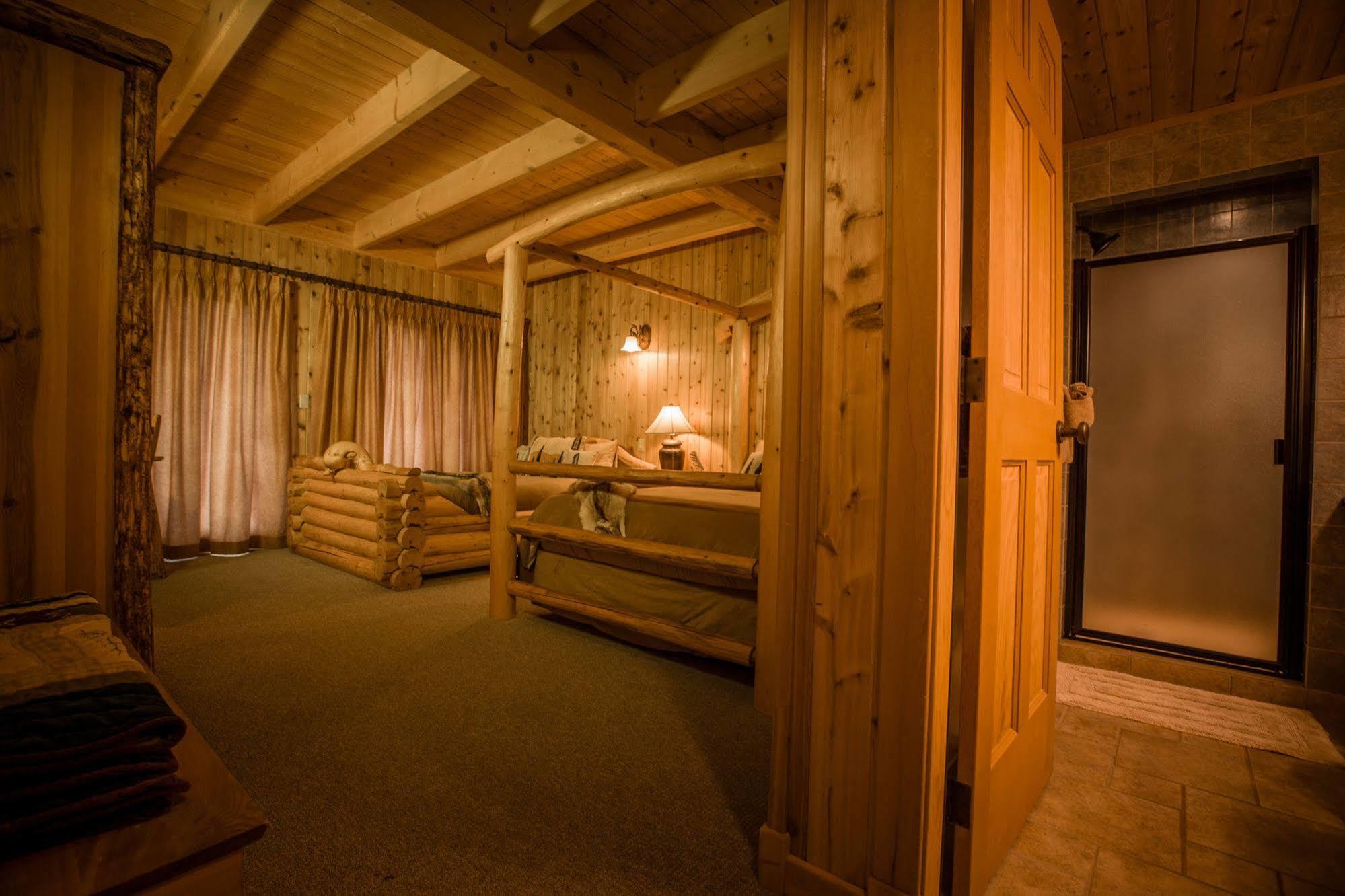 Bear Claw Lodge Kispiox Εξωτερικό φωτογραφία