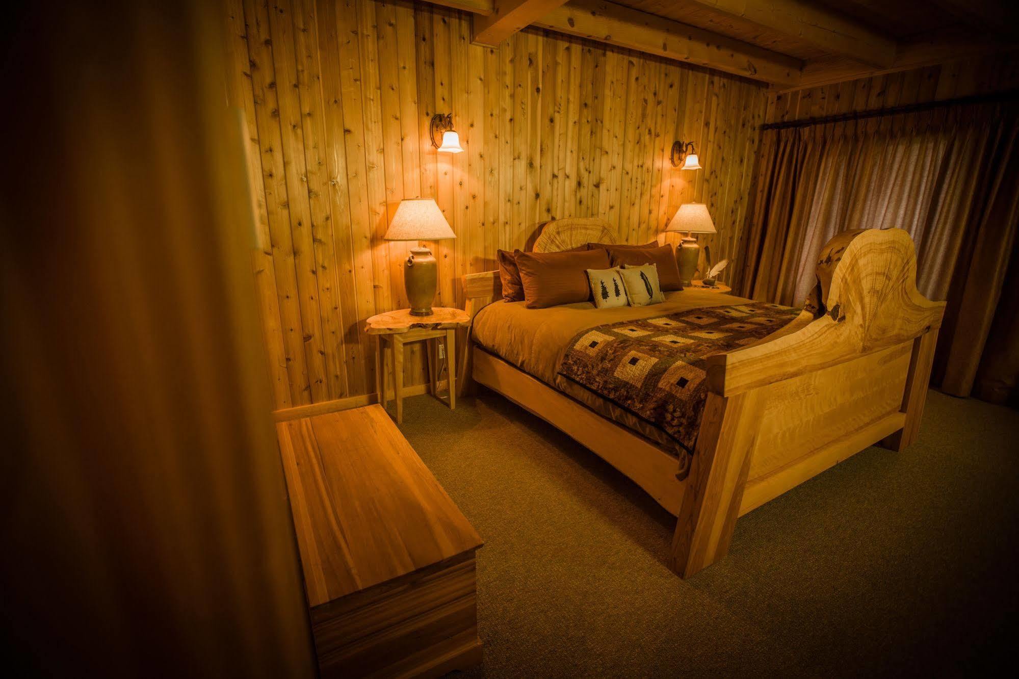 Bear Claw Lodge Kispiox Εξωτερικό φωτογραφία